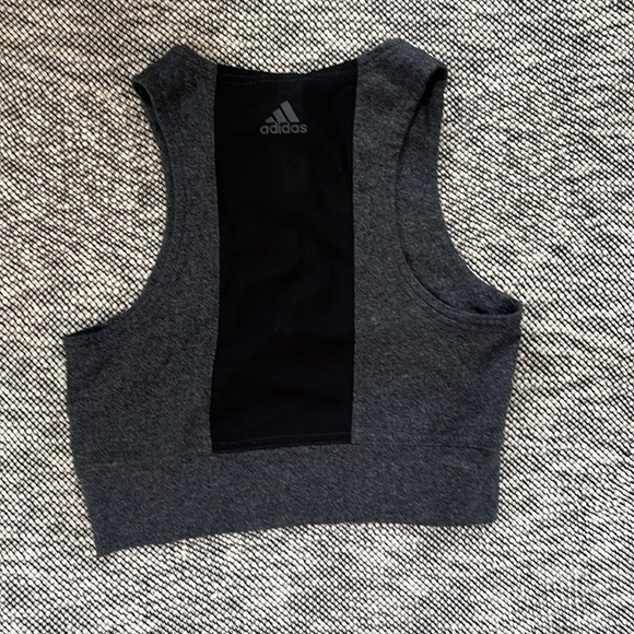 Adidas top - Picture 2 of 2